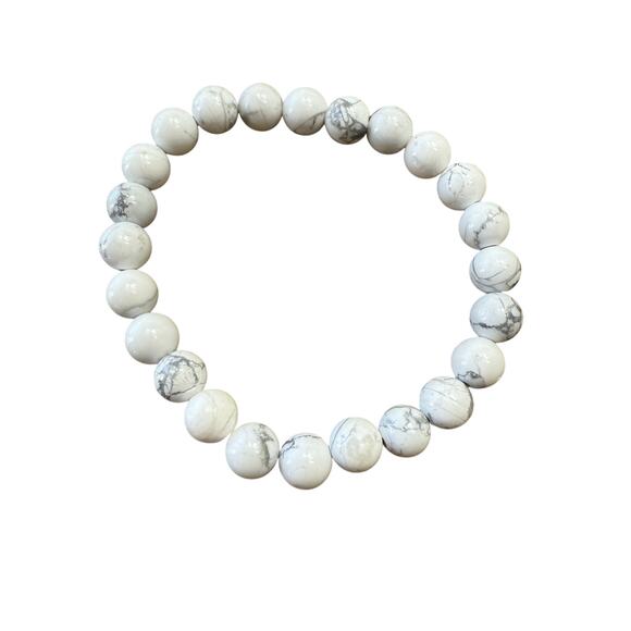 Natural Howlite Beaded Braclet White and Gray EUC Stretch - Picture 2 of 3